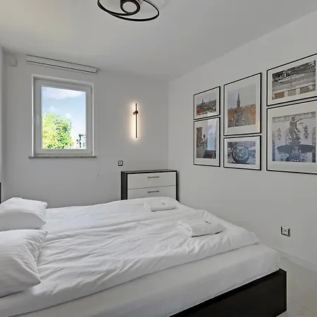 Dom & House - Sunrise Apartment