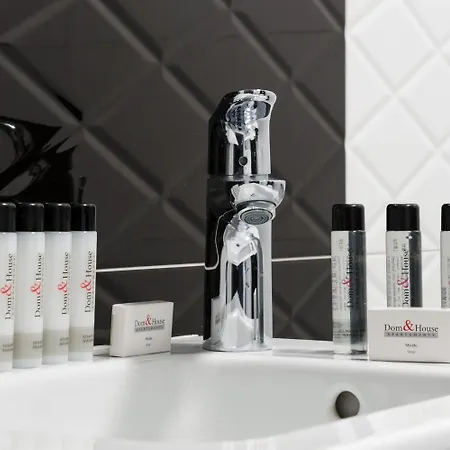 Sunrise Apartments Close To The Beach & By Noclegi Renters