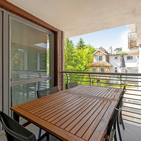 Sunrise Apartments Close To The Beach & By Noclegi Renters Daire Sopot