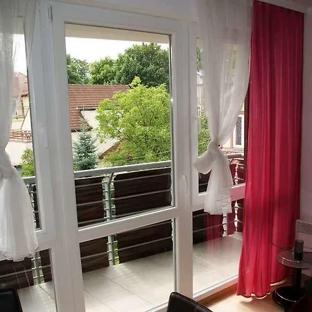 Sunrise Apartments Close To The Beach & By Noclegi Renters *