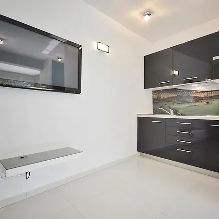 Sunrise Apartments Close To The Beach & By Noclegi Renters Daire *
