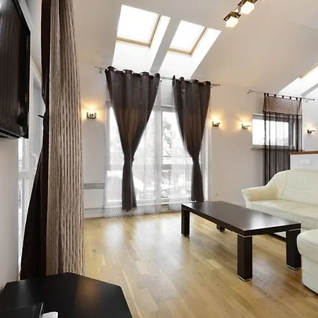 Sunrise Apartments Close To The Beach & By Noclegi Renters Daire *
