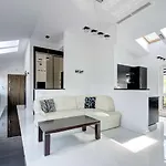 Апартаменты Sunrise Close To The & By Renters