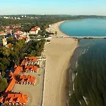 Апартаменты Sunrise Close To The & By Renters Сопот