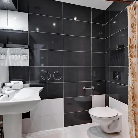 Апартаменты Sunrise Close To The & By Renters Сопот