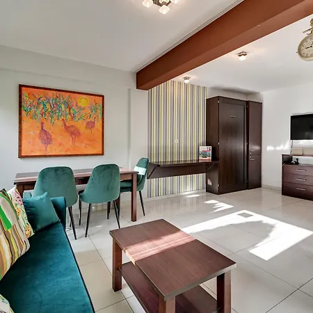 Sunrise Close To The & By Renters 아파트