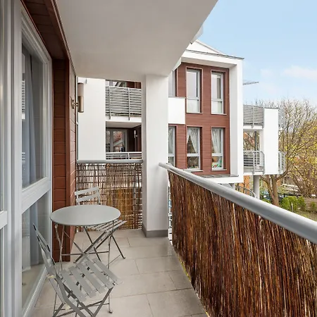 Апартаменты Sunrise Close To The & By Renters Сопот