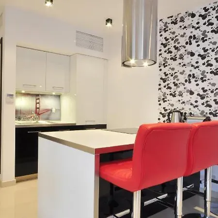 Апартаменты Sunrise Close To The & By Renters