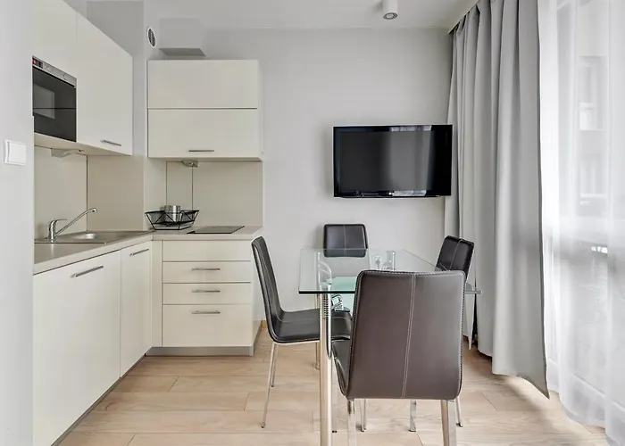 Sunrise Apartments Close To The Beach & By Noclegi Renters Daire *