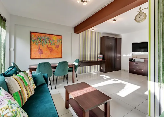 Sunrise Close To The & By Renters 아파트