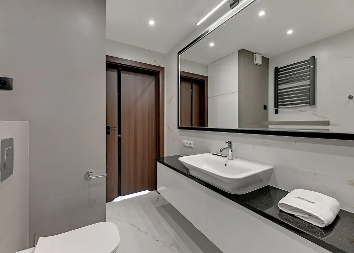 Sunrise Close To The & By Renters 아파트