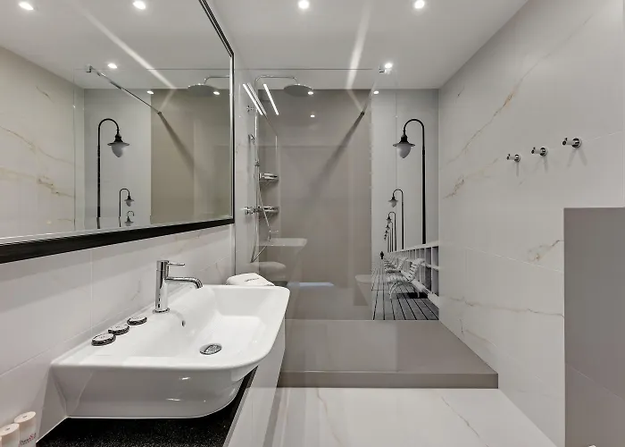 Sunrise Close To The & By Renters